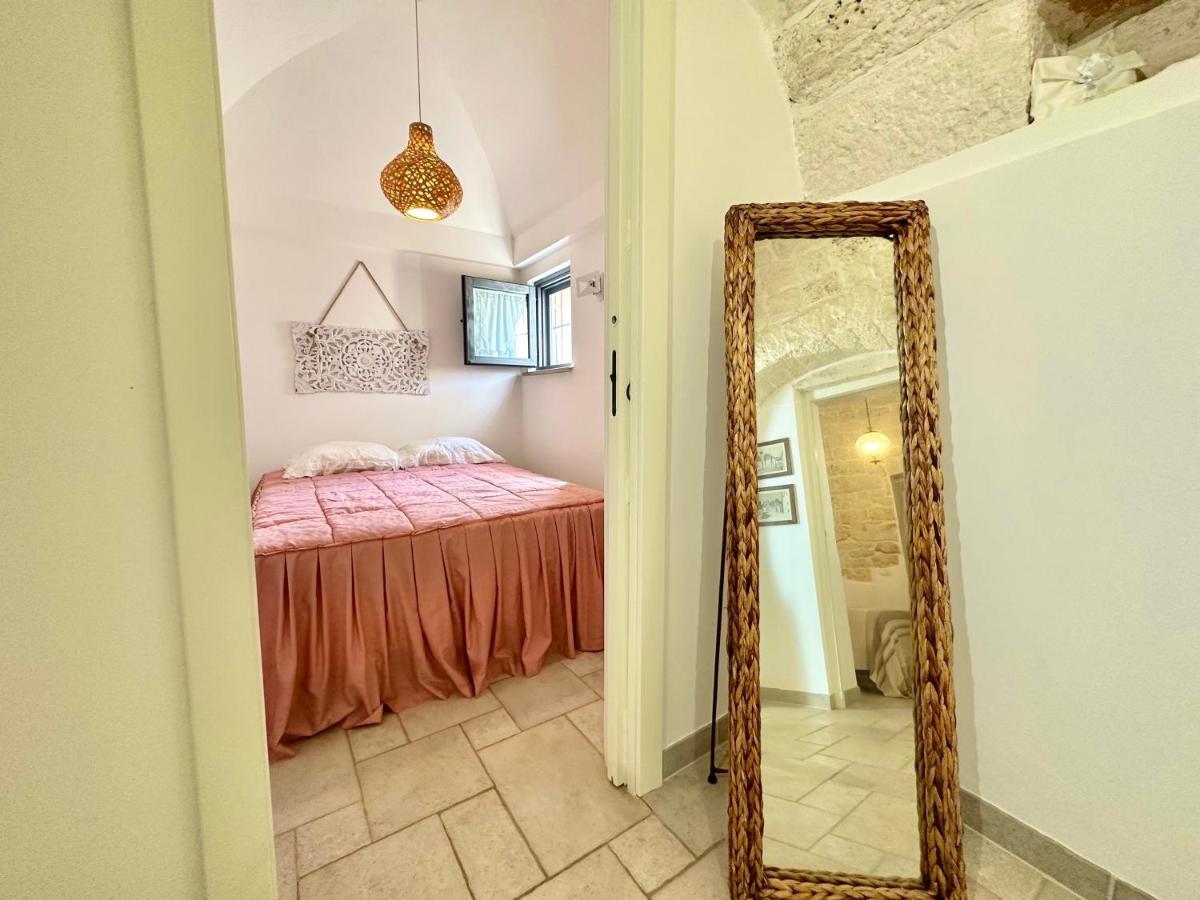 הוילה אלברובלו Trullo Il Carrubo מראה חיצוני תמונה