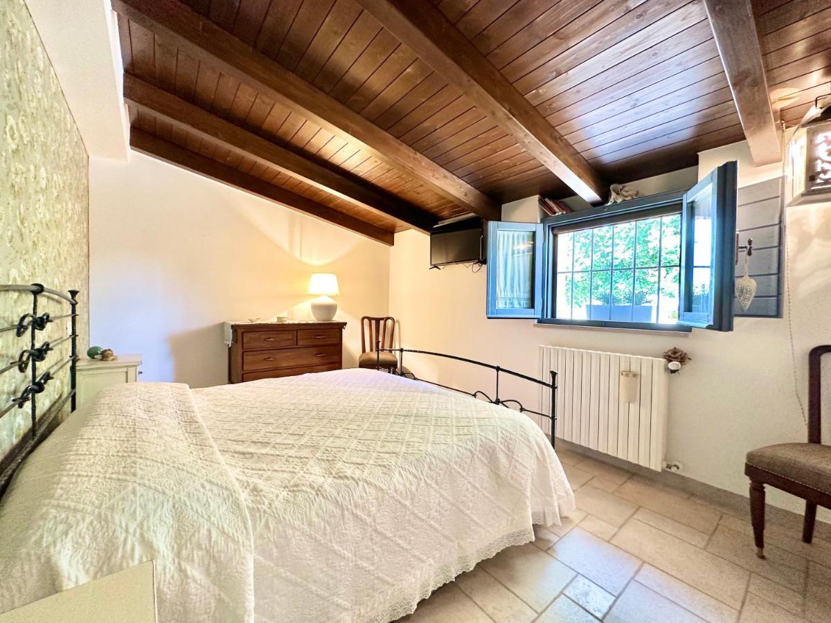 הוילה אלברובלו Trullo Il Carrubo מראה חיצוני תמונה
